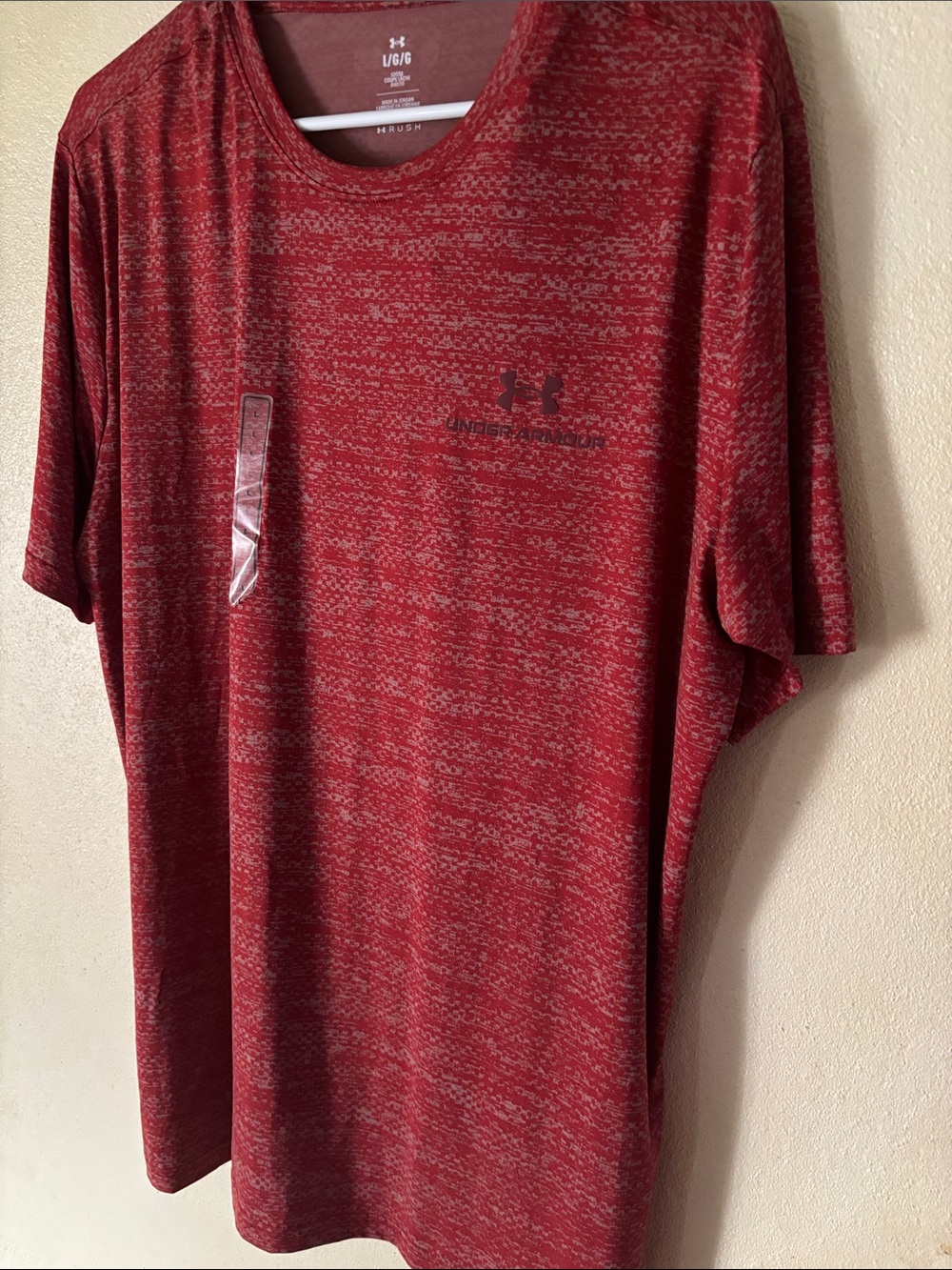 Under Armour Men's Heathered Red Athletic Short Sleeve Tee